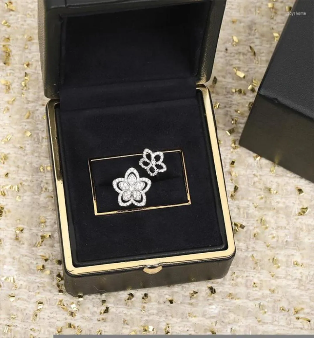 Cluster anneaux de haute qualité bijoux de mode Lady Cherry Blossom Cross Ring Flower Wedding Anniversary Exquis GIFT GIRL3127522