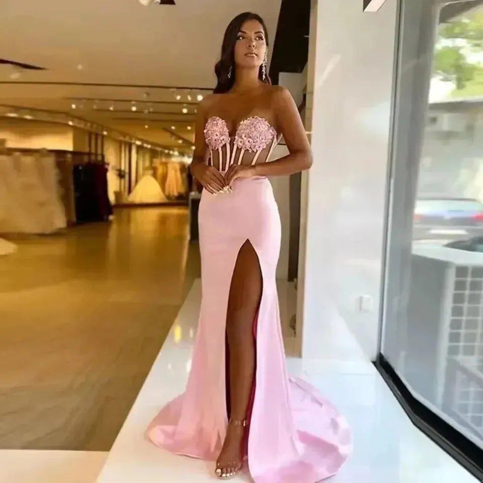 2024 Pink Sexy Mermaid Prom Dresses Sweetheart Illusion Side Split Lace Applicques Crystal Beads Aftonklänningar Formell klänning Sweep Train