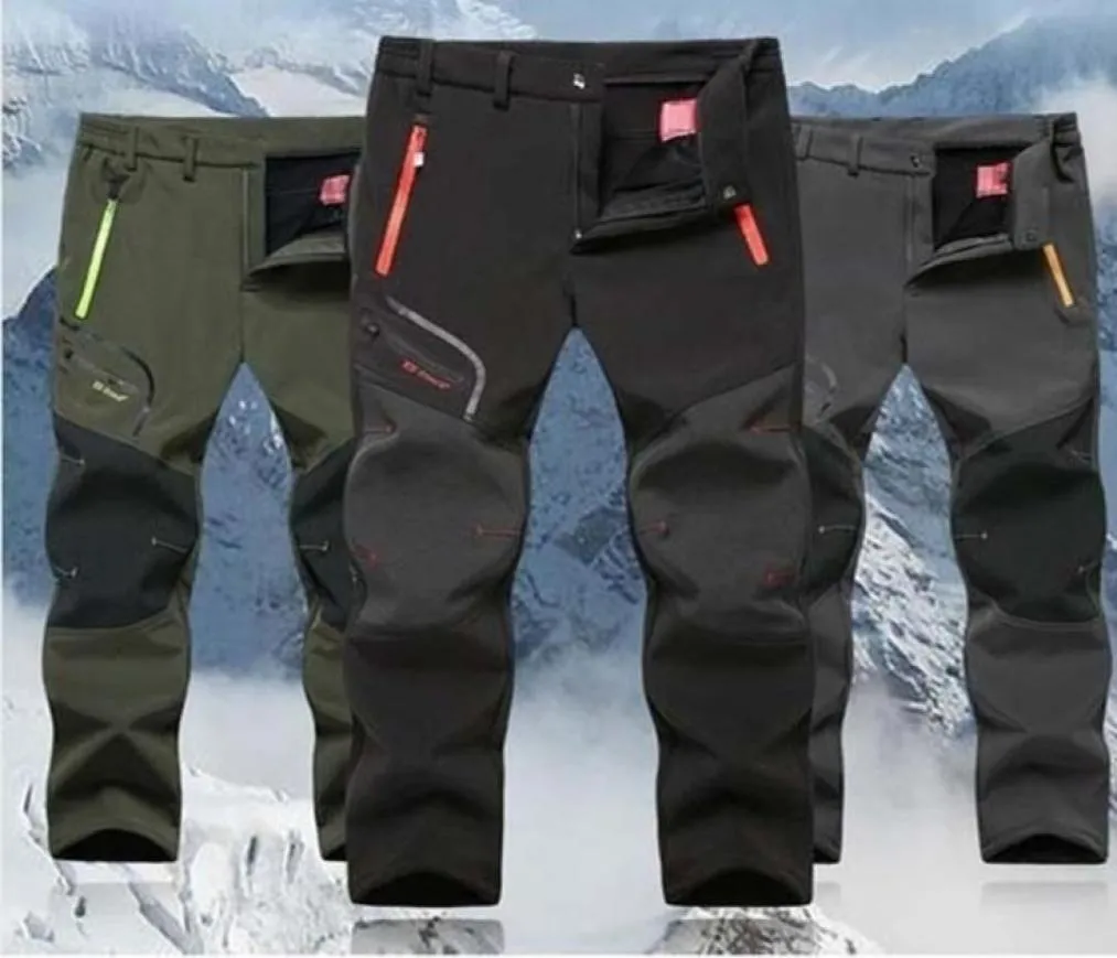 2019 Nouveau pantalon de randonnée Man Softhell Softshell Hiver Pantalons extérieurs Sports Camping Trekking Cycling Ski Fleece Pants Oversize3965568