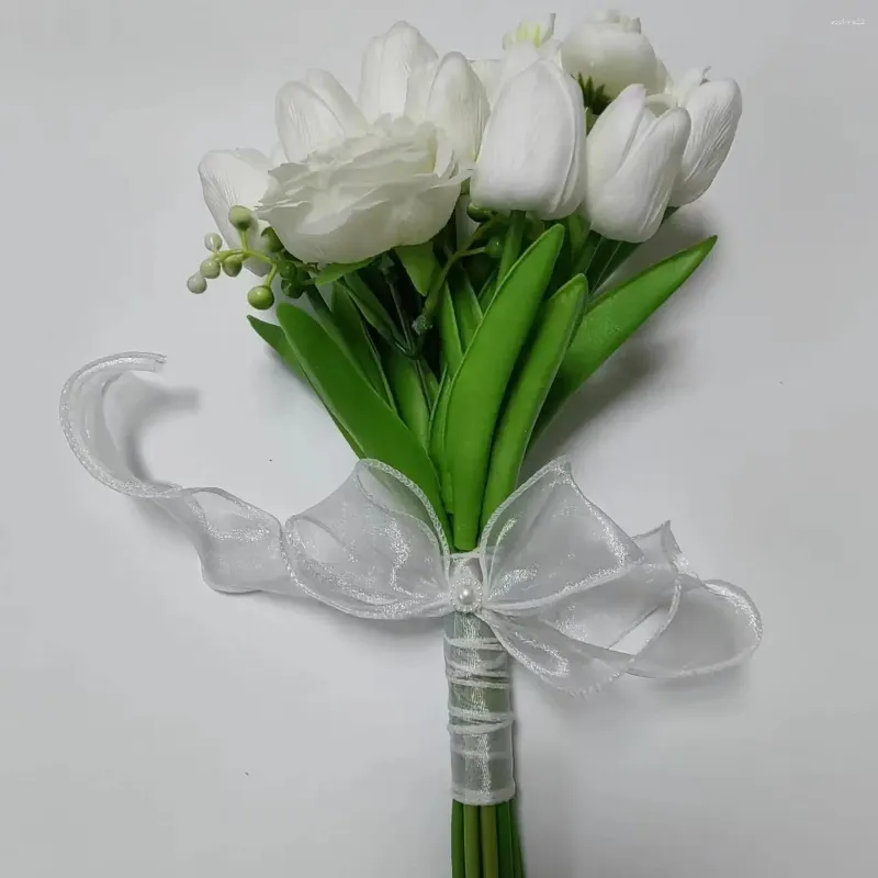Decorative Flowers Artificial Wedding Handheld Flower Bundle White Tulip Rose Combination