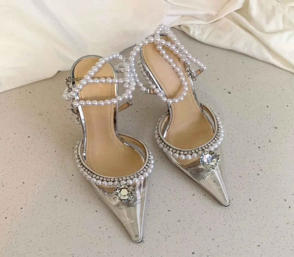 Mach Pearl Sandals Top Quality High Heeled Luxury Designer Transparent PVC Womens Dress Shoes Ovski Dekorativa spänne klackar middag6768367