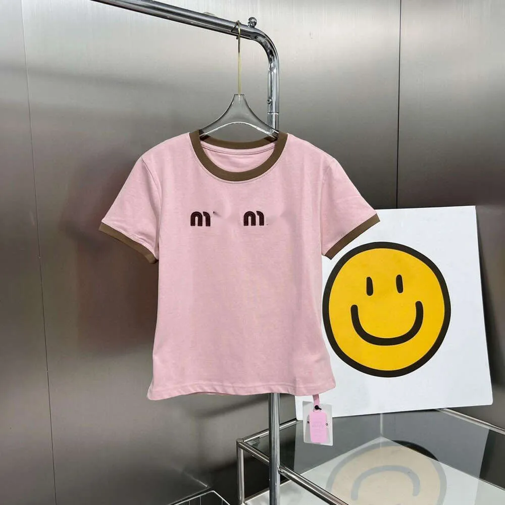 Miumiuss T-shirt Designer Luxury Womens T-Shirt Spring/Summer New Fashion Contrast Color Round Neck Top Slim Fit Versatile Letter Embroidered Short Slve