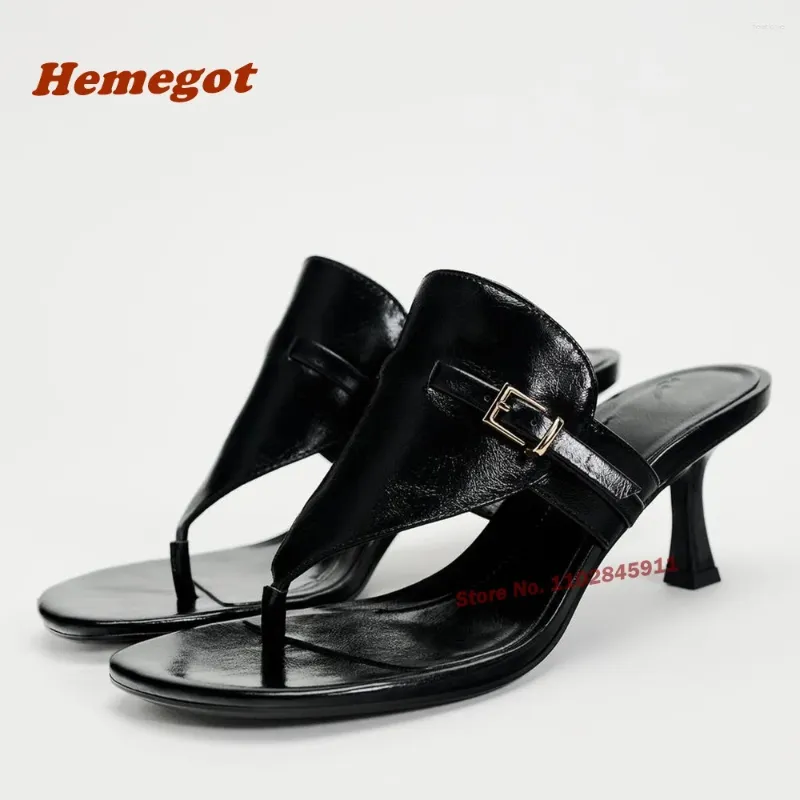 Zapatillas hebillas negras pellizcar el punta de pellizco gatito brillante sandalias para mujeres de tacón de verano