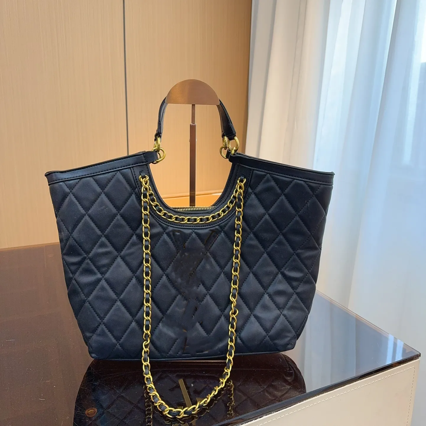 28cm Large Capacity Designer Tote Bags Luxury Women Shopping Black Casual Purses Chain Shoulder bag Zipper Single Messenger Bags Diamond Lattice Handbag