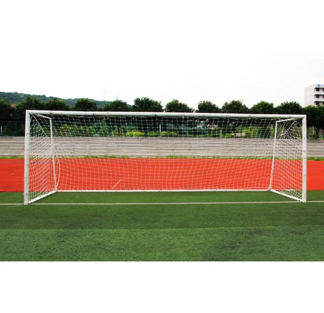 サッカーゴールポストジュニアスポーツトレーニングのフルサイズのサッカーネット