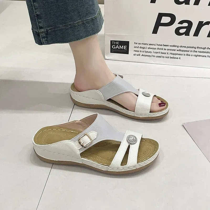 Slippers Dameswedge sandalen open teen Retro 2024 Zomer Niet-slip leer Casual comfortabele vrouwen platformschoenen