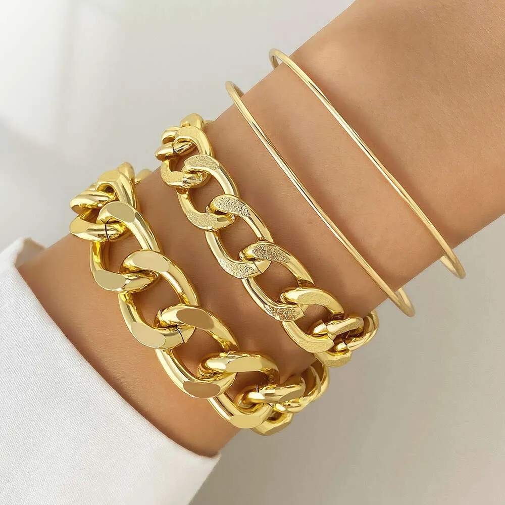 Style punk personnalisé avec une chaîne géométrique Heavy Metal Instagram portant un ensemble de bracelet 3 pièces