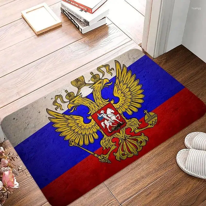 Tapetes russos russo mapa de ouro bandeira de tapete de porta de tapete ucranina para banheira de banheira tapetes de flanela de piso de cozinha anti-deslizamento