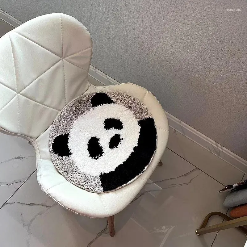 Tappeti carini tappeto panda 3d a testa selvatica per animali da tufting cartone animato peluche cuscino per pallet tappetino da pavimento camera da letto piccolo letto piccolo