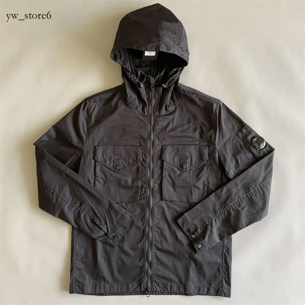 DHgate.com:Cp Company Mens Hooded Jacket: Multi-Pocket DHgate.com:Cp Company Mens Hooded Jacket: Multi-Pocket