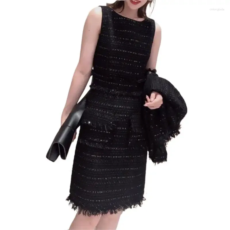 Party Dresses Hand-Knitted Small Sequin Black Dress Vestidos De Mujer Elegante Elegantes Vestido Preto Decote