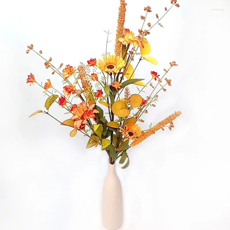 Flores decorativas Artificial Autumn Bouquet Simulación de flores Bundle para casa Decoración de bodas de Navidad Halloween Poprop Falso