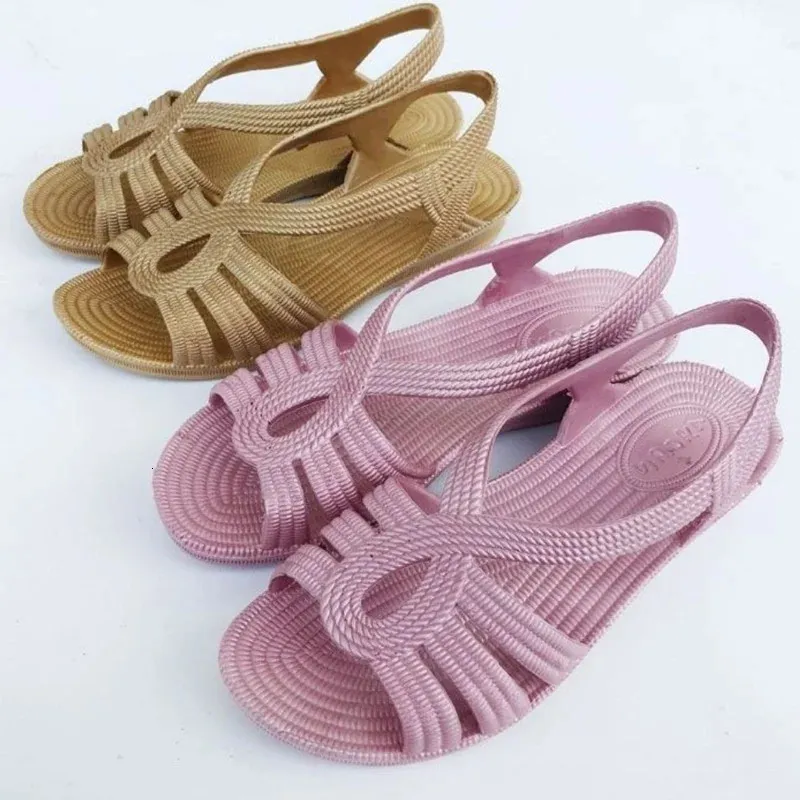 Women Sandals Pvc Flat Apri Open Beach Scarpe da femmina Jelly Calzature Solid Casual Platform Cut Out Comfy Ladies 240409