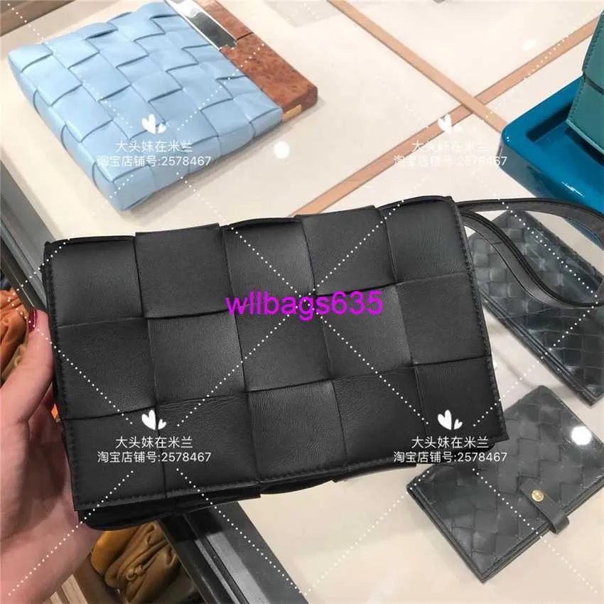 Leather Shoulder Bags BottegVeneta Designer Bags 2024 New Product Recommendation Cassette Ice Cream Sheepskin Woven Pillow Bag Solid have logo HBB2RH