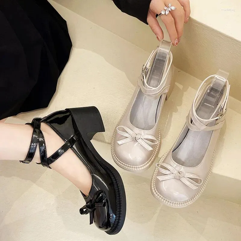 Отсуть обувь Lolita Women Bowknot Mary Jane Vintage Girls Students JK Uniform High Heels Platform Cosplay J619