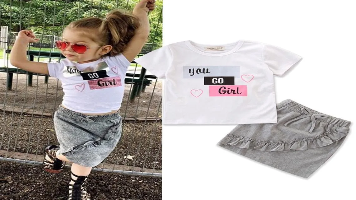 2019 Summer Girls Clothing Sets Mode Baumwollbuchstaben bedruckt kurzes T -Shirt und Röcke Zwei Stücke Sets Girls Clothes5131827