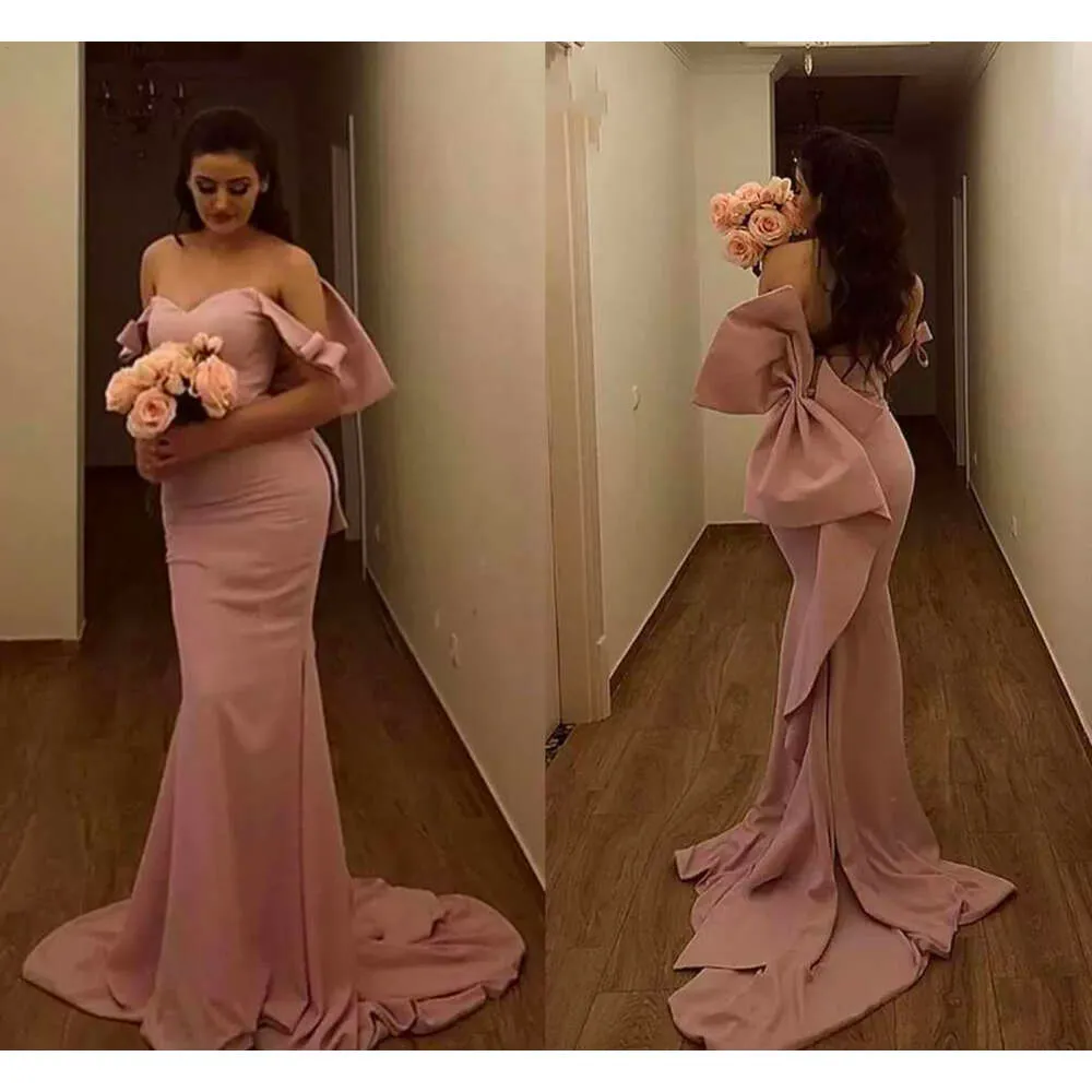 Nude Pink Big Bow Syrenca Maid of Honor Elegancka z ramion długie sukienki druhny Satynowe suknie gości weselne L139