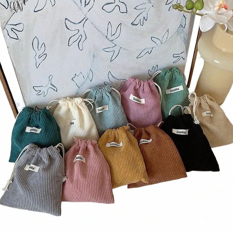 1pc Solid Color Corduroy Storage Drawstring Bag Cosmetic Lipstick Bag Purse Pendant Pouch Christmas Gift Candy Jewelry Organizer H12Q#