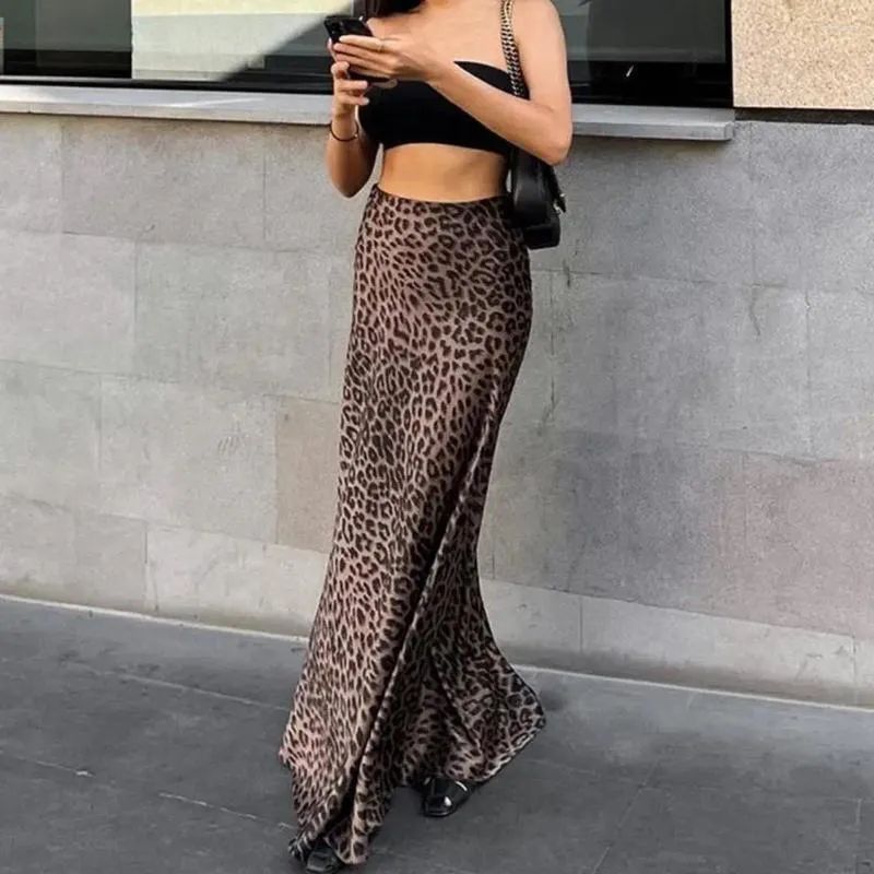 Jupes Slim Fit Jirt Leopard Imprimé haute queue de poisson taille maxi pour femmes élégant fêtard de longueur de sol avec fermeture à glissière