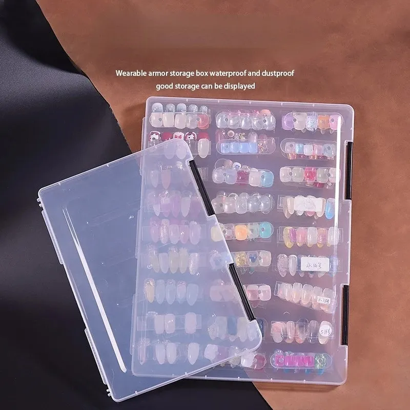 Conseils de clou Afficher le livre Nail Art montrant le gel étagère polonais faux ongles Manucure Collector Box Faux Conseils Afficher les outils de clou.