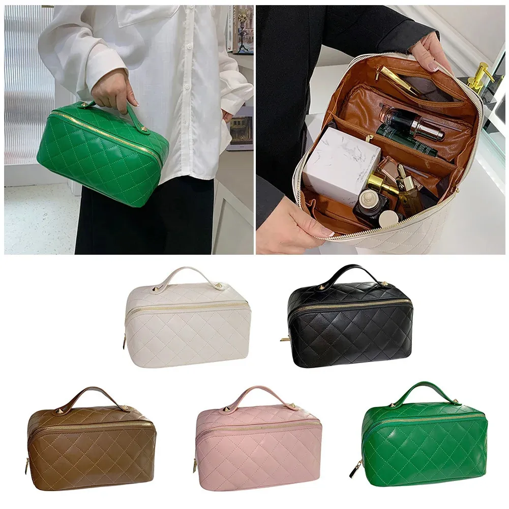 Diamond Lattice Fashion Tote Bag Toiletries Accessories Pouch LargeCapacity Bathroom Washbag for Outdoor Travel Beach 240416
