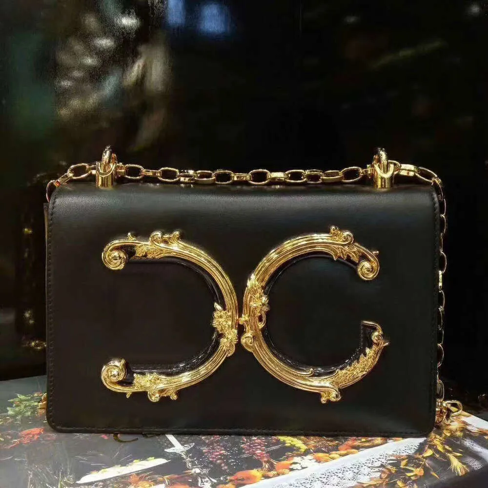Top Designer Bags Fashion Classic Women Chain Diagonal Straddle Bag Luxury Brand Alphabet One Shoulder Bag Purse High Quality Cowhide From 70 74 DHgate