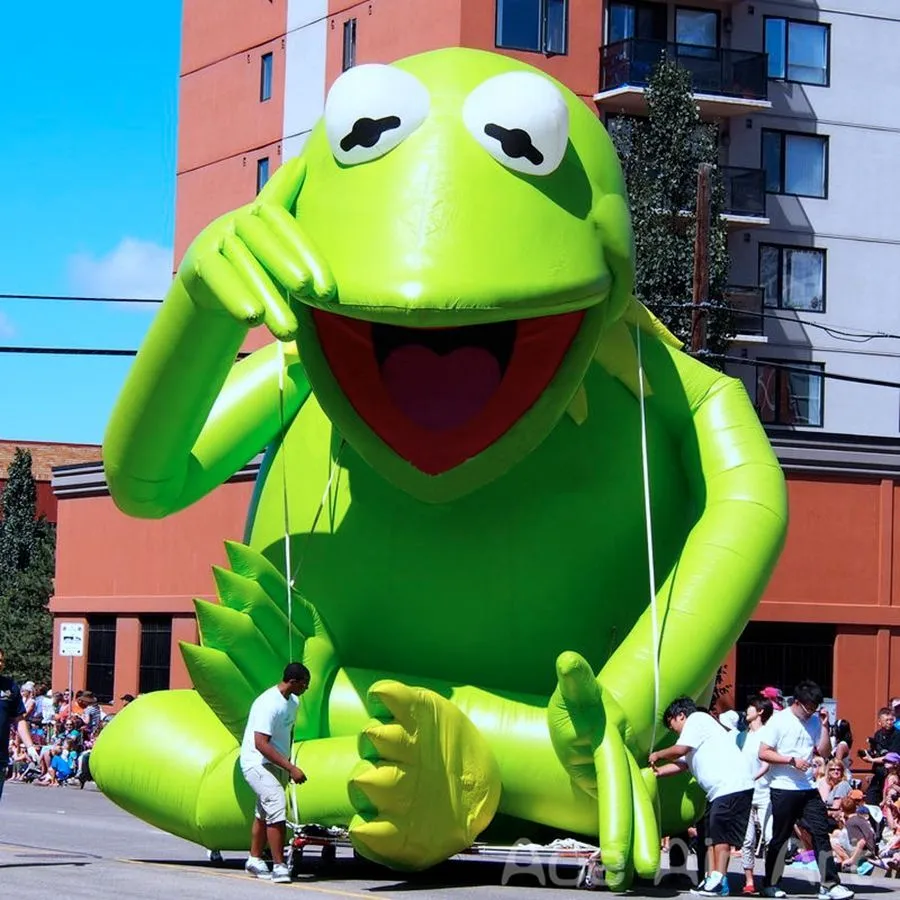 En gros de 8mh (26 pieds) Nouveau design modèle animal gonflable grenouille avec souffleur d'air pour la publicité / la fête / le spectacle décoration