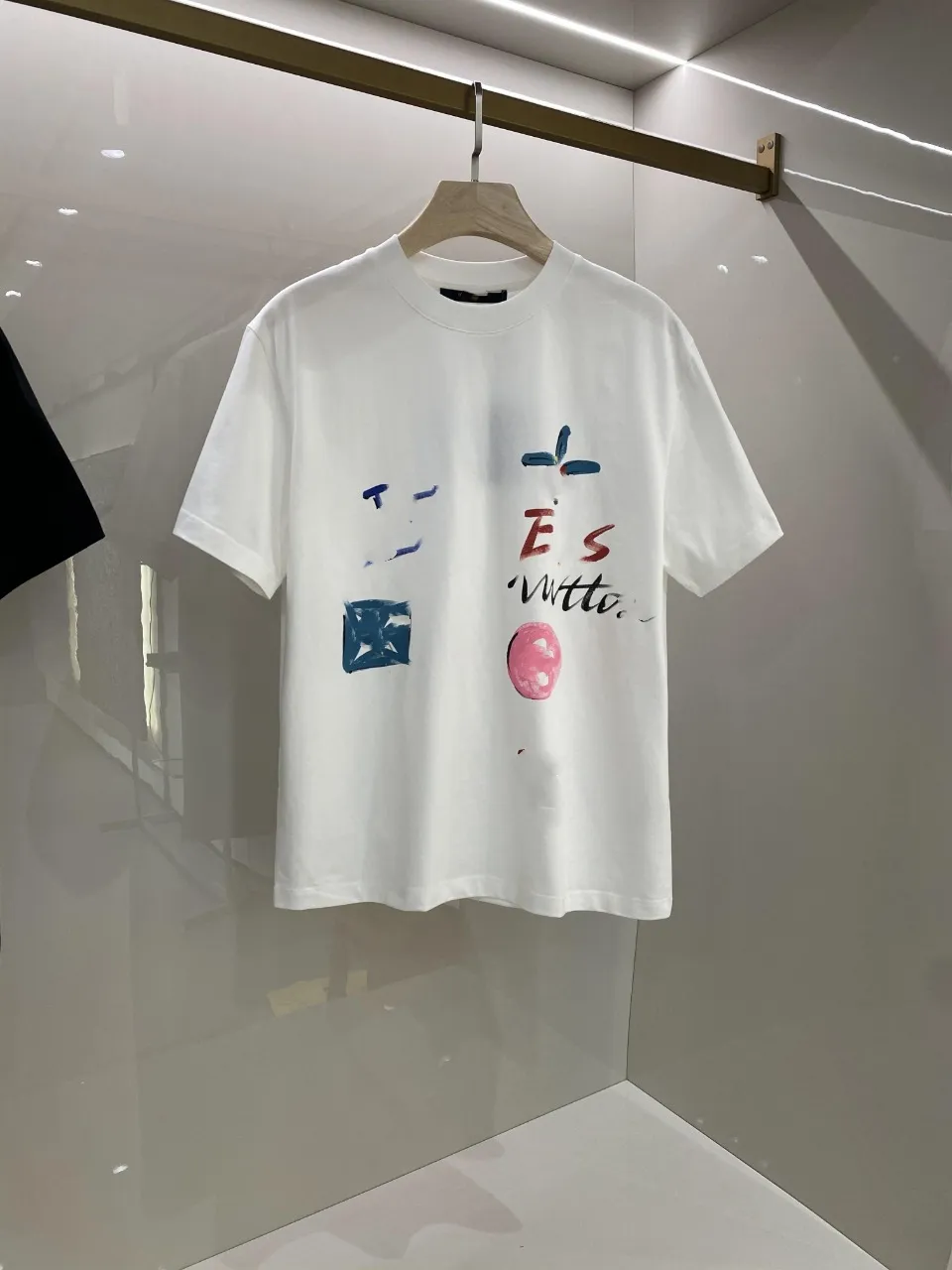 メンズカジュアルショートスリーブワークファインハイエンドカスタムサマーラグジュアリーファッションデザイナーTシャツ短袖Viutonityhiトップエフェクト不具合、サイズ：S-2XL