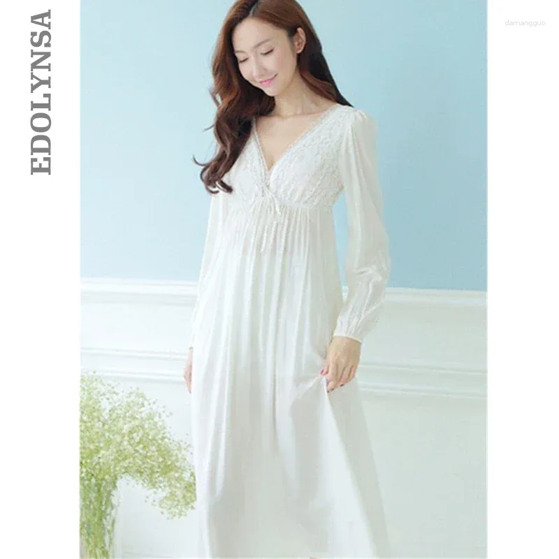 Dames Sleepwear Spring Vintage Nighthowns V-Neck Ladies Jurken Princess White Sexy Lace Home Dress Comfortabel Lange nachtdress H13