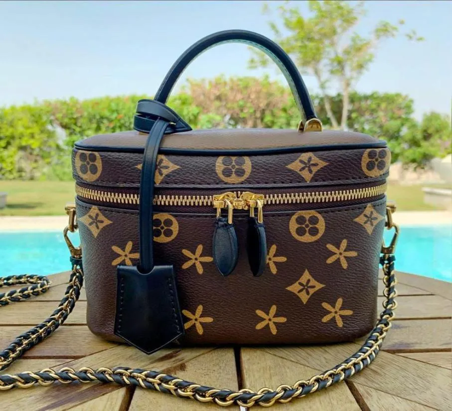 Designer Vaidade Maquiagem Bolsa de lavagem de lavagem cosmética Bola de luxo Bolsa de couro genuíno Caixa de couro ombro Mulheres Meninas Crossbody 4101634