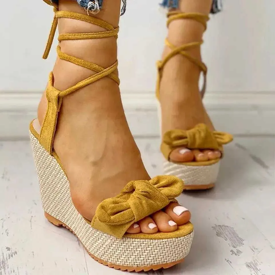 Sandales Summer la cheville STRAP FEMPS SANDALS PLATEURS CEIN HAUT HAUTS TOES PAPILLE TOES CHAPES DE FECONNAISSANCES Zapatos de Mujer J240416