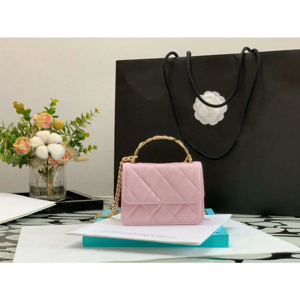 Bags 22s Pink White Enamel Handle Flip Small Waste Bag, Lychee Skin Sheepskin Handheld Women's Chain Crossbody Bag