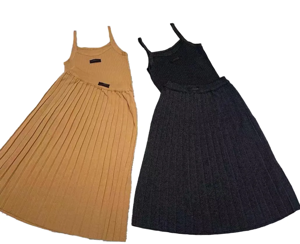 2024夏のファッション気質スリムフィットの作物ロゴロゴホルターベストプリーツスカートスーツの女性