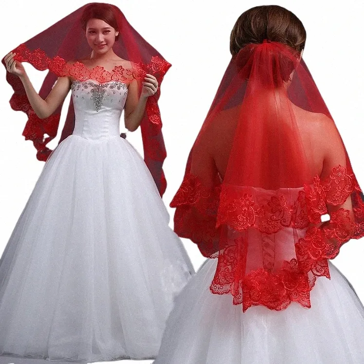 2023 Mujeres nupciales de boda corta velo rojo una capa encaje de encaje apliques velo sin peine##