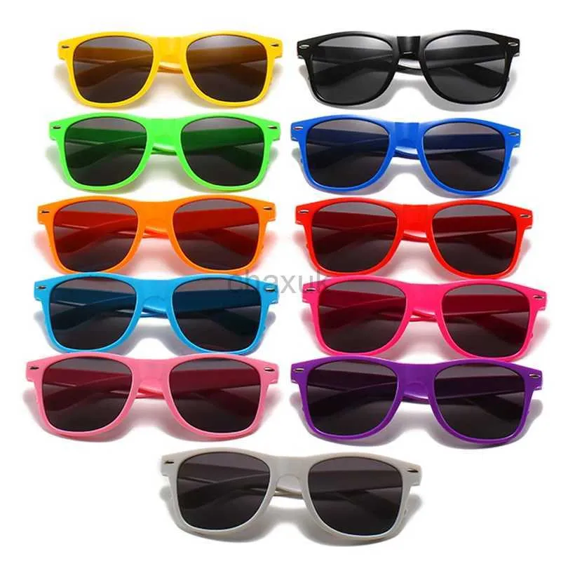 Güneş Gözlüğü Moda Bayanlar Güneş Gözlüğü Açık Seyahat Araç Sürüş Gözlükleri Unisex Square Frame UV Koruma Güneş Gözlükleri Parti Gözlükleri 24416