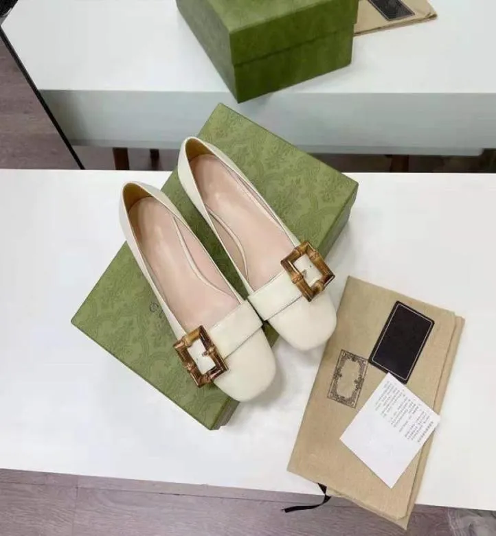 Leather bamboo buckle womens shoe 2021 summer and autumn new squares head retro thick heels women single shoes4303578