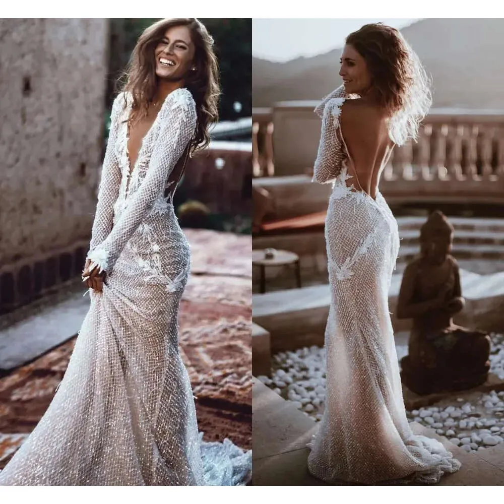 Abiti da sposa a maniche lunghe sexy senza schienale a maniche lunghe con paillettes bling perle che si tuffano a v collo estate spiaggia boho da sposa abito da sposa bc15145