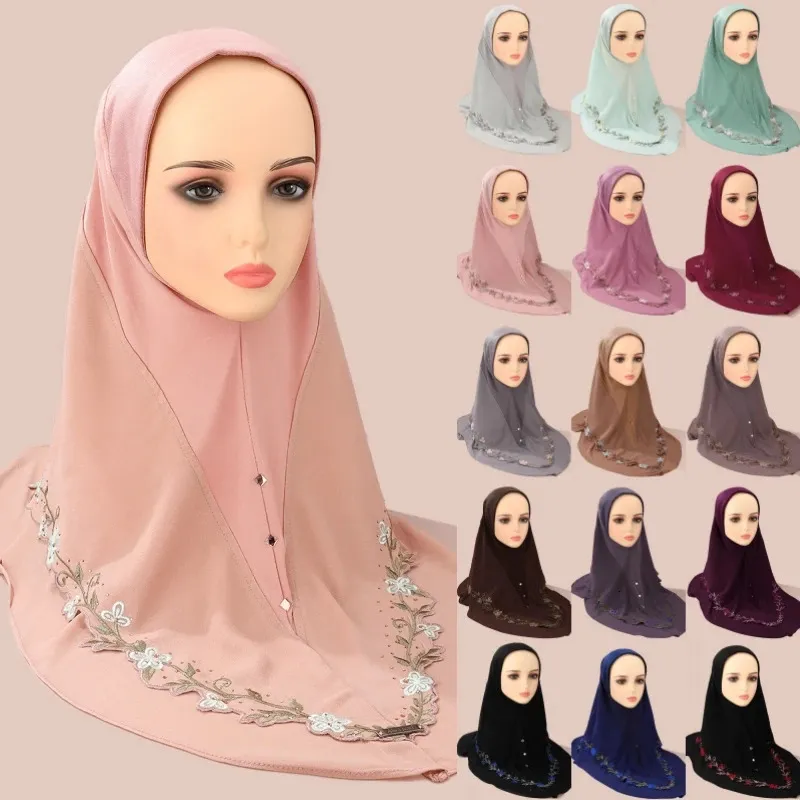 エレガントな女性マレーシアフローラルヘッドスカーフアミラキャップイスラム教徒イスラムヒジャーブヘッドラップスカーフショールズシェイラレディースヘッドウェア240402