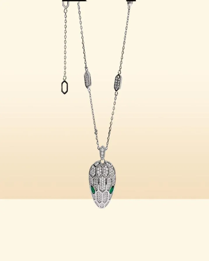 Necklaces & Pendants Jewelry fashion Green Crystal Head Pendant Necklace Suitable For Ladies Wedding Jewelry Csm6430477