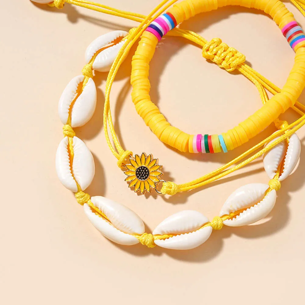 Nieuwe zomerstijl Little Daisy Soft Ceramic Elastic Bracelet Shell Sunflower Dames set