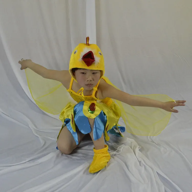 Dramat dziecięcy słodki mały zwierzę żółty kostium dla ptaków
