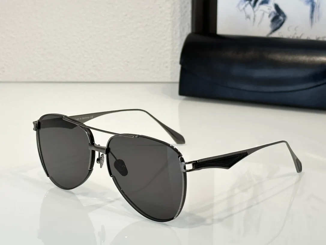 Klassische Sonnenbrille für Männer Frauen Der Bart Sommer beliebte Mode Luxus luxuriöser Outdoor-Strandantriebsstil Anti-Ultraviolet Square UV400 Metall Full-Frame-Brille Zufällige Box