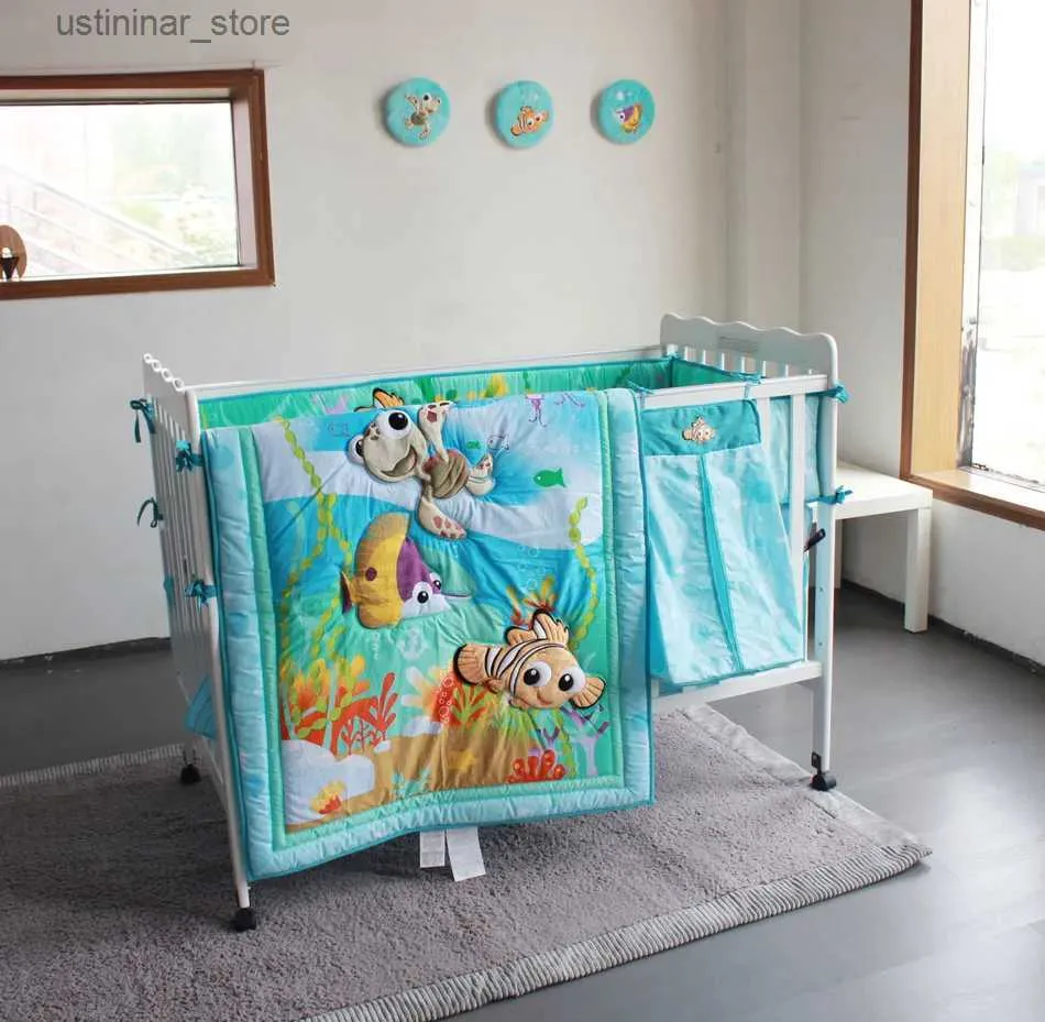 Baby Cribs 8pcs 2018 New Design Wholesale و OEM Service Embrodery Cartoon Pattern Baby Boy Crib Bedding Set Hot Sale L416