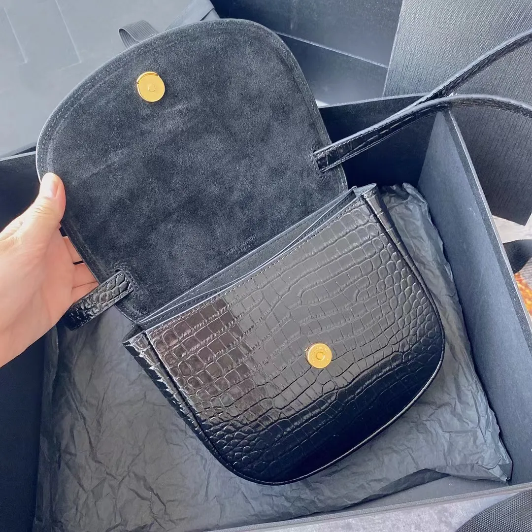 Svarta kvällspåsar lyxdesigner axelväskor alligator stilar kvinnor crossbody väskor grossist pris hög kvalitet mini purs små plånböcker