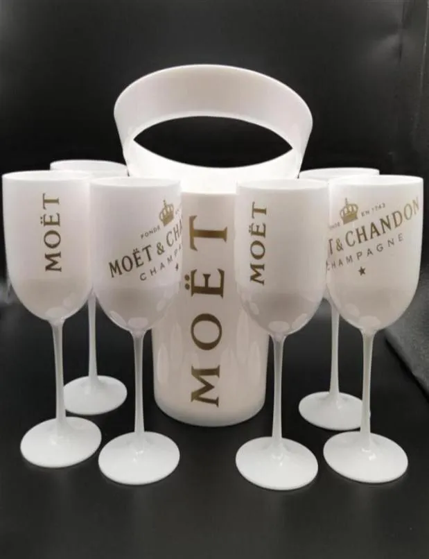 Secchi di ghiaccio e refrigeratori con 6 pezzi in vetro bianco Moet Chandon Champagne Glass Plastic302W208D253V3309117