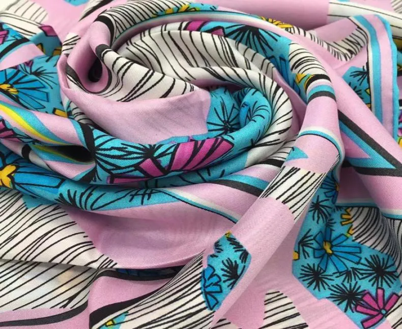 Whole new design women039s square scarves 100 twill silk material good quality Beautiful and fashion print pattern size 14526188