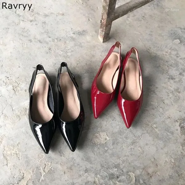 Casual Shoes Woman Retro Style Patent Leather Red Black Flats Point Toe Female Dress Concise V-formad öppen design Elegant Party