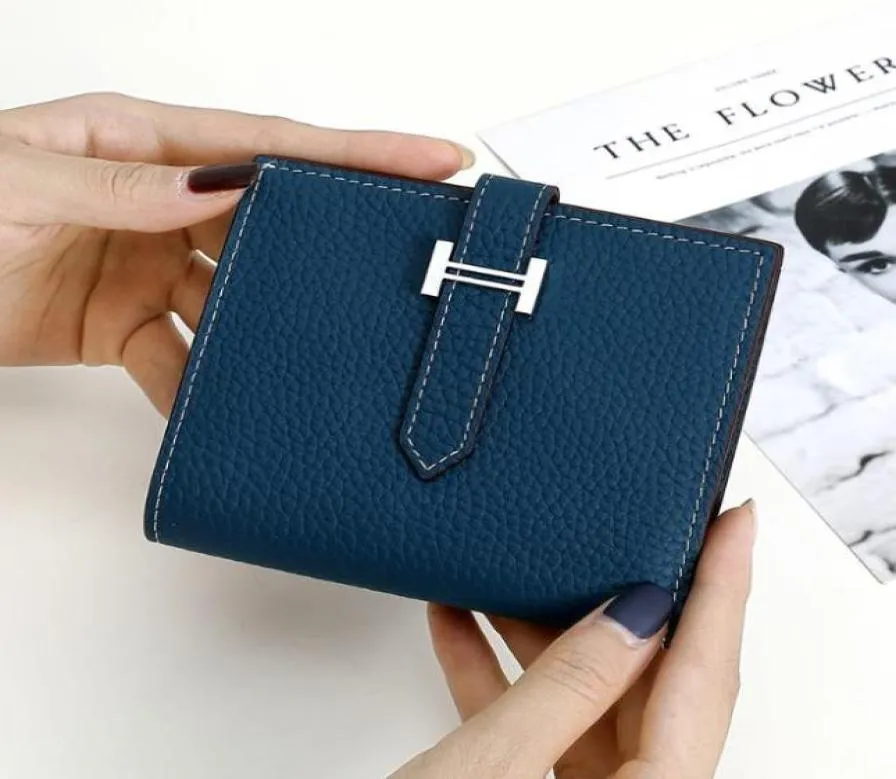 Vrouwen echte lederen portemonnee luxe ontwerpers portemonnee vrouw korte portemonnees bifold casual creditcard houder pocket mode munten pur9751910