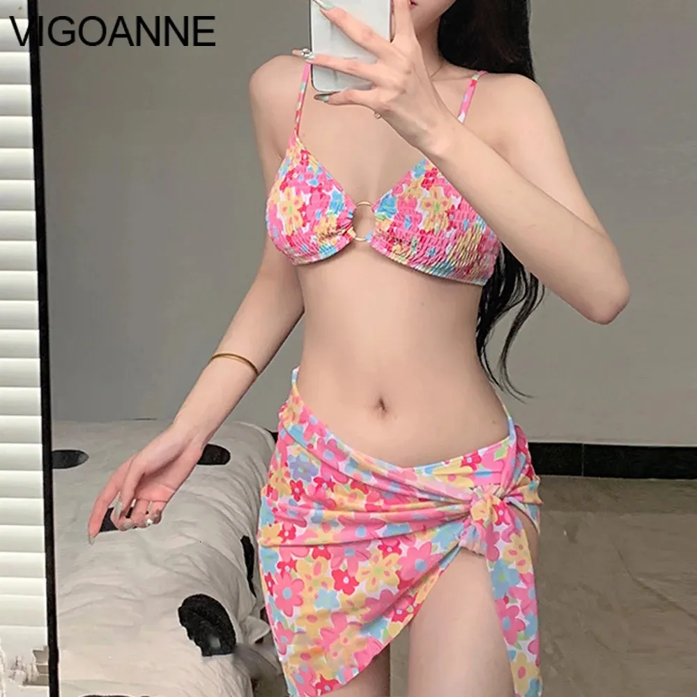 Vigoanne Sexig stängd 3 -stycken tryckkjol Bikini Set Women 2024 Strapped Push Up Swimsuit Blackless Beach Korean Bathing Suit 240411