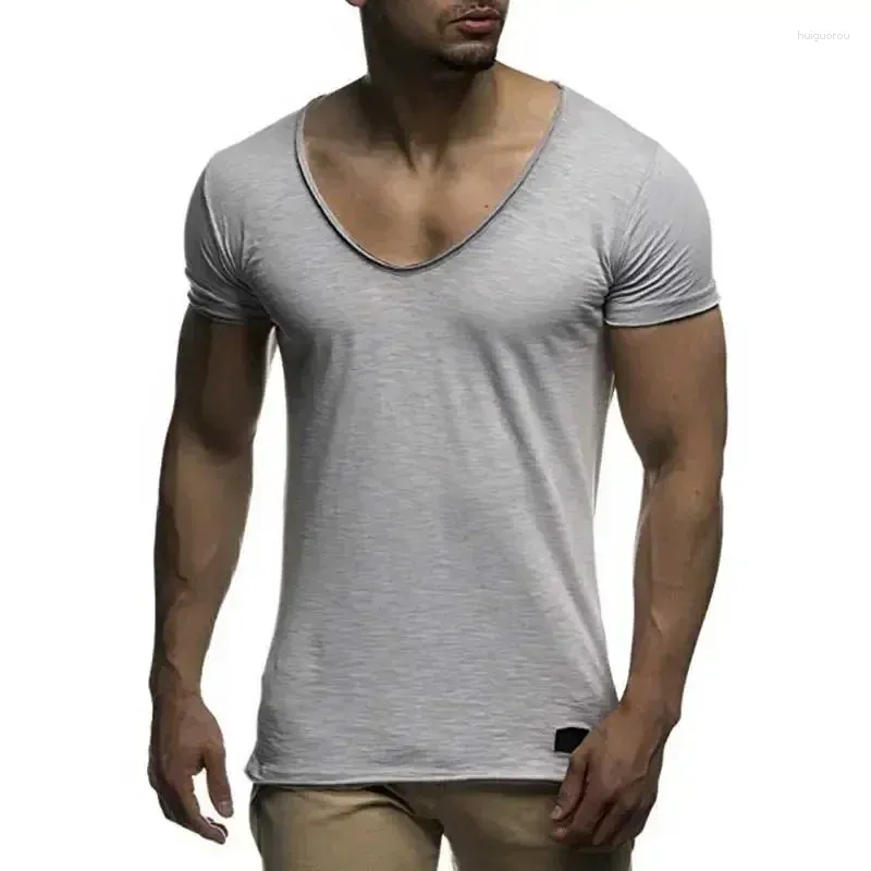 メンズスーツNo.2A3323到着深ディープVネック半袖男性TシャツスリムフィットTシャツ薄いトップティーカジュアルサマートカミゼタス